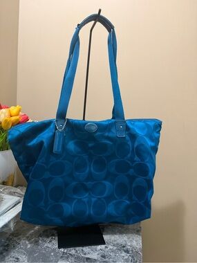 Coach Blue Logo  Weekender Large Tote Designer Double Handles Bag Two Pieces